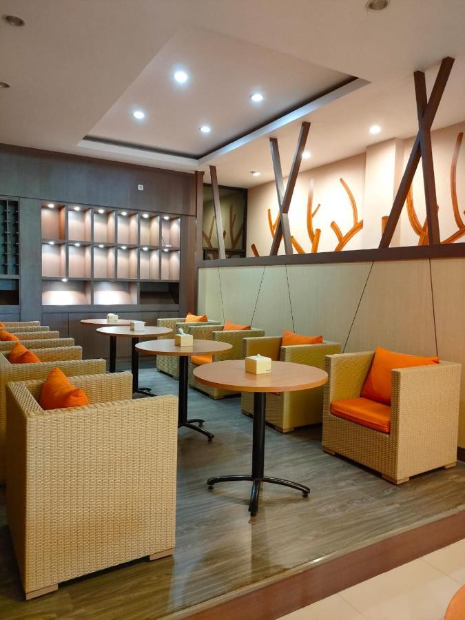 Naka Hotel Kupang Kupang  Exterior foto