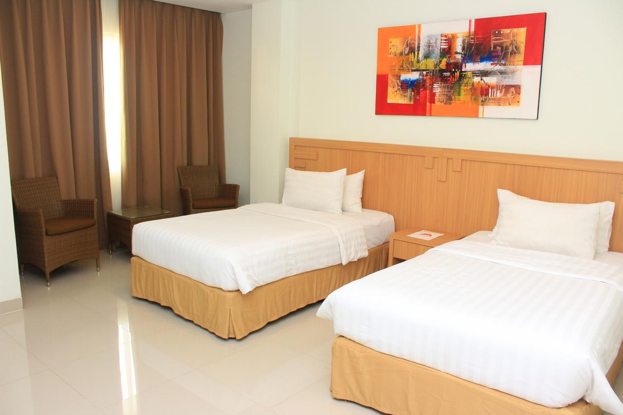 Naka Hotel Kupang Kupang  Exterior foto