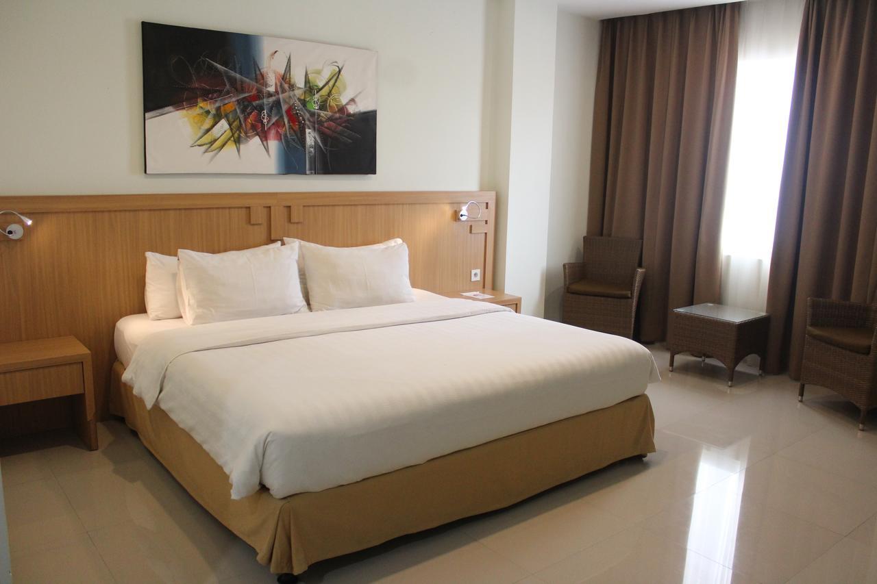 Naka Hotel Kupang Kupang  Exterior foto